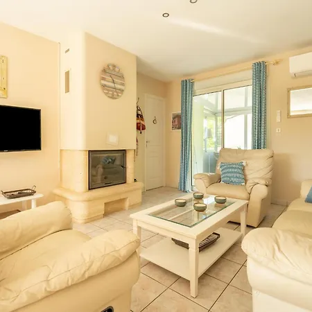 Cosy In With Private Pool Montouliers