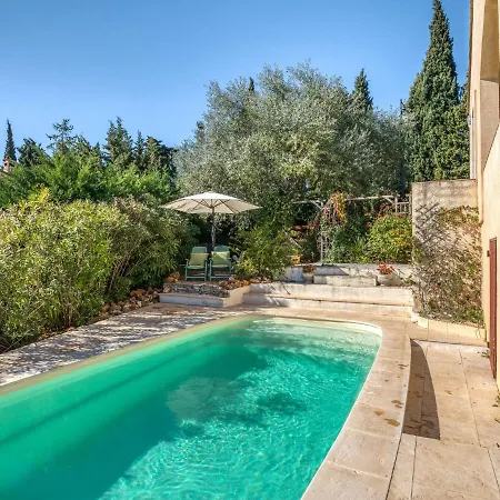 Villa Cosy In With Private Pool